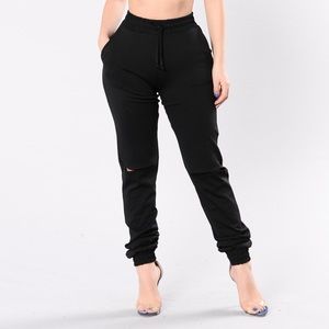Only Vibrations Pants - Black